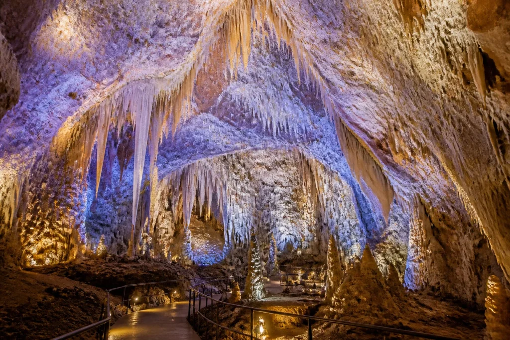 Le Gouffre de Proumeyssac, la Cathédrale de Cristal