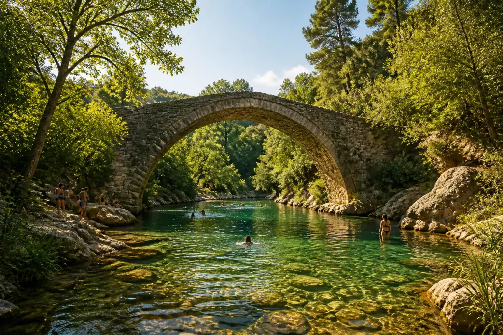 Pont au jas riviere emeraude et baigneurs