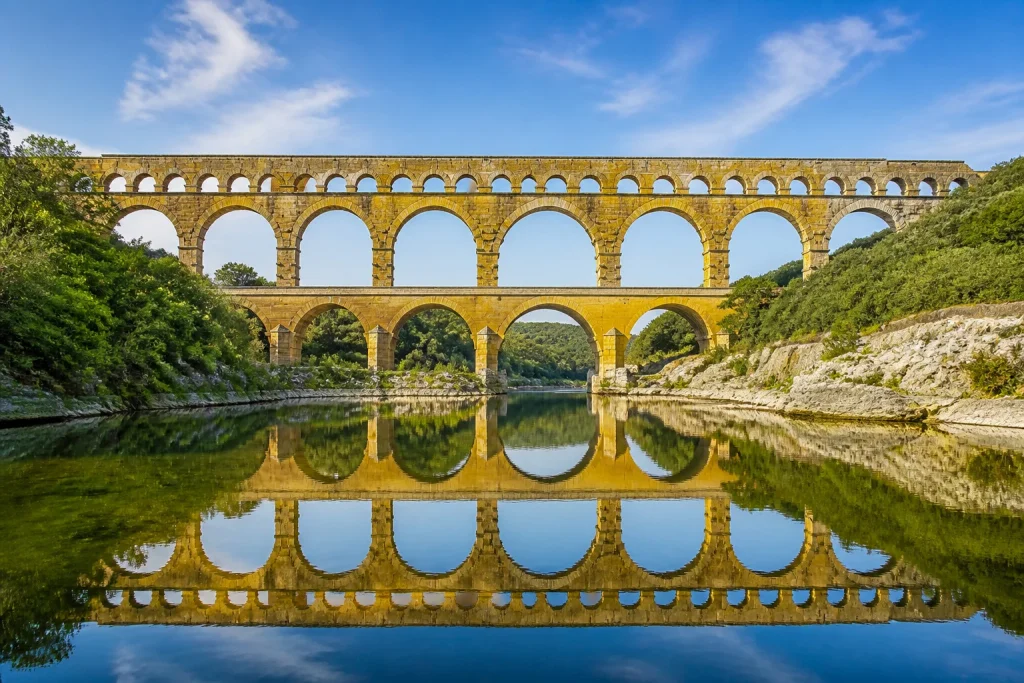Le Pont du Gard : construction d’un aqueduc romain