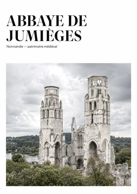 Abbaye de Jumièges, vue d’ensemble des ruines et des deux tours blanches